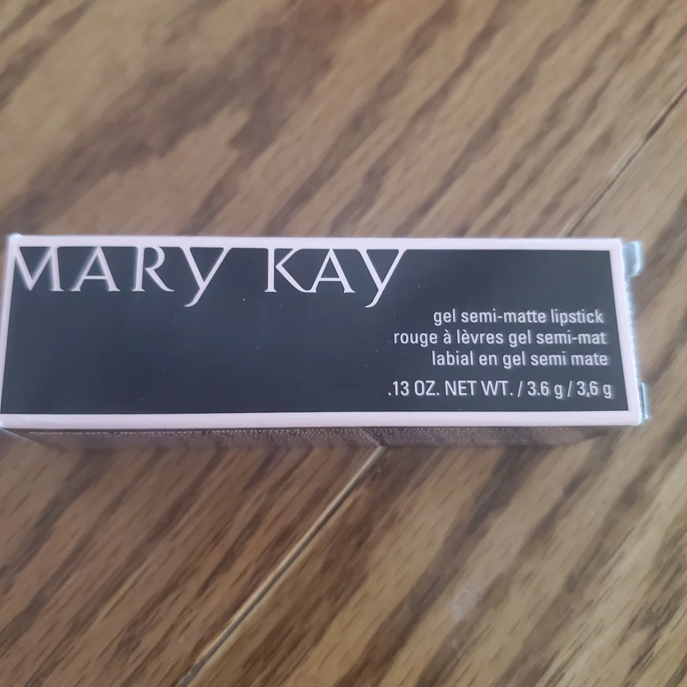 Mary Kay Semi-Matte Lipstick - Bashful You